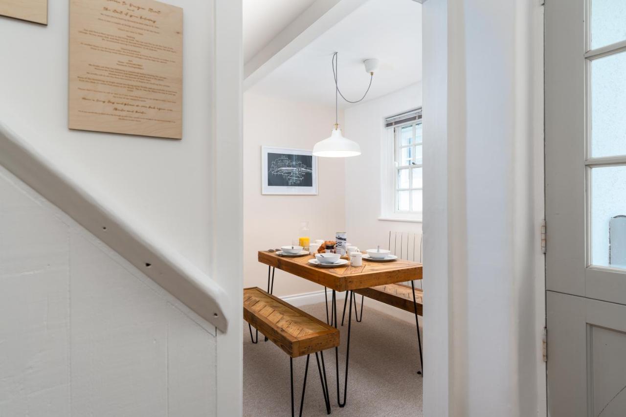 Stylish Two Bedroom Cottage - In Town Centre St Ives Dış mekan fotoğraf