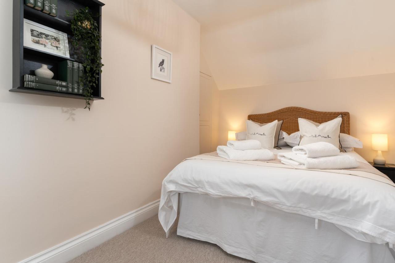 Stylish Two Bedroom Cottage - In Town Centre St Ives Dış mekan fotoğraf