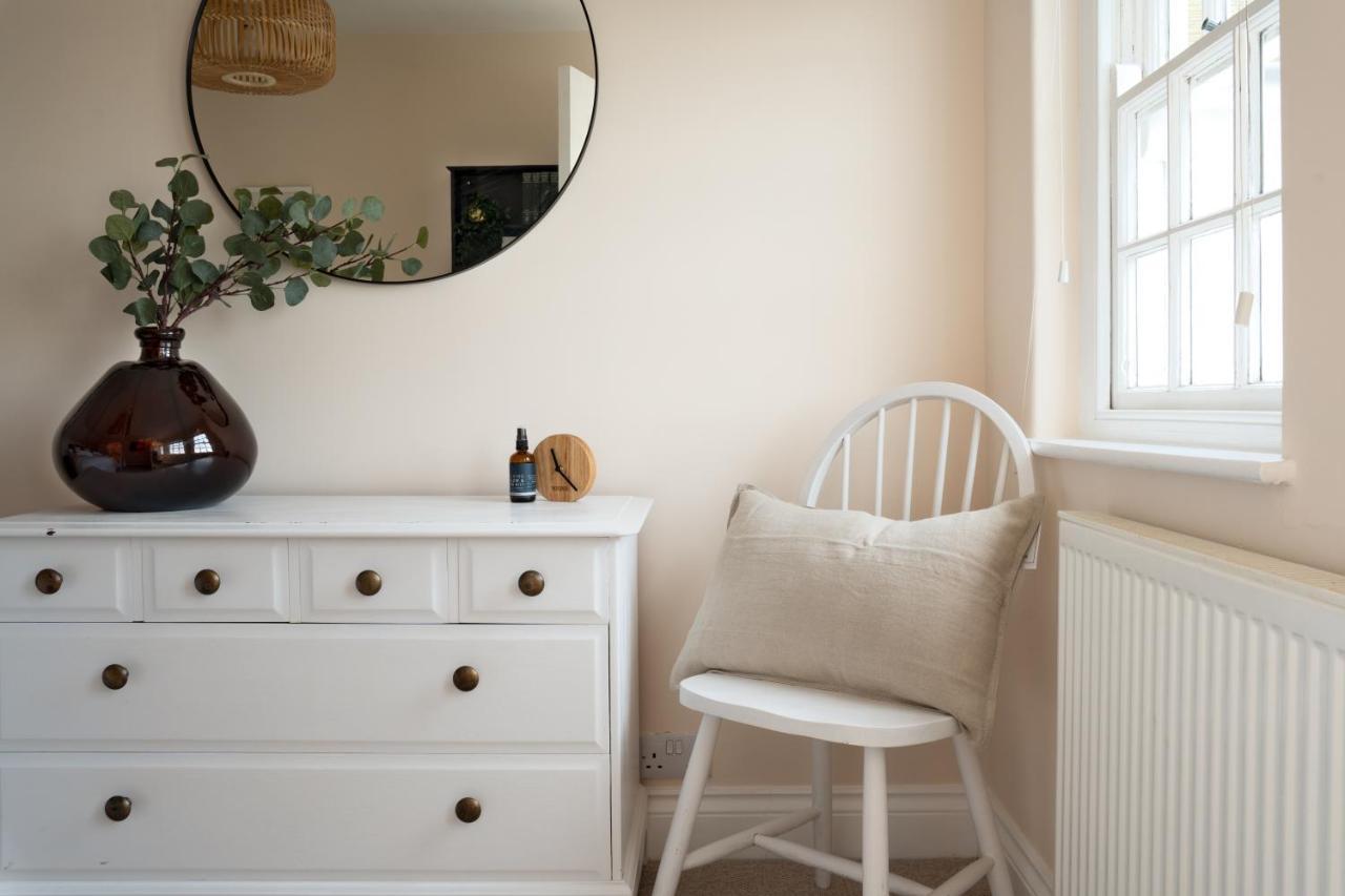 Stylish Two Bedroom Cottage - In Town Centre St Ives Dış mekan fotoğraf