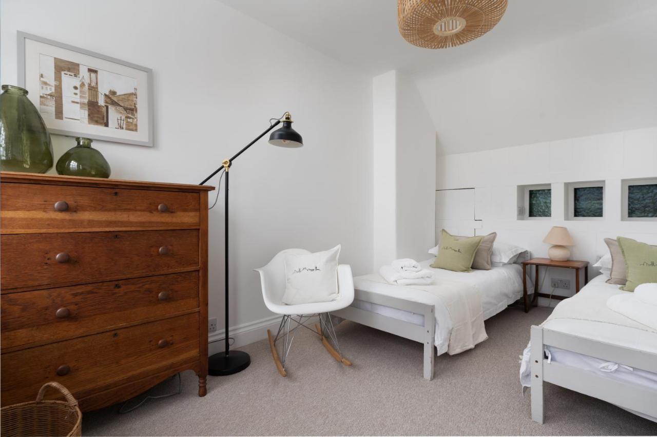 Stylish Two Bedroom Cottage - In Town Centre St Ives Dış mekan fotoğraf
