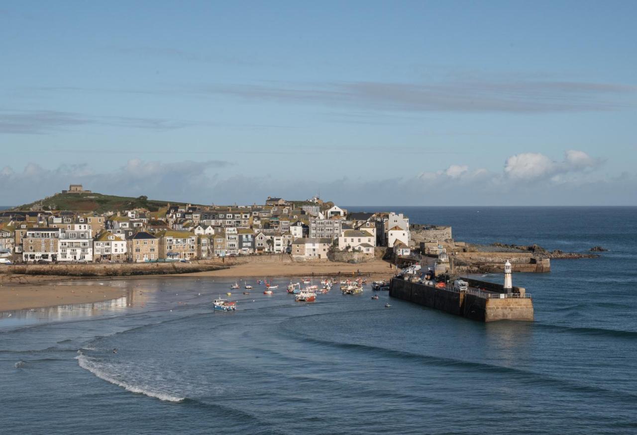 Stylish Two Bedroom Cottage - In Town Centre St Ives Dış mekan fotoğraf