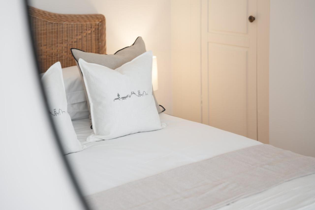 Stylish Two Bedroom Cottage - In Town Centre St Ives Dış mekan fotoğraf